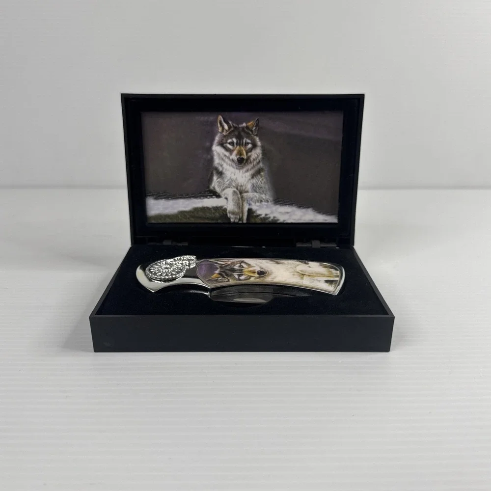 Maxam Great Wolf Native American Inspired Collectors Folding Knife AO4058597